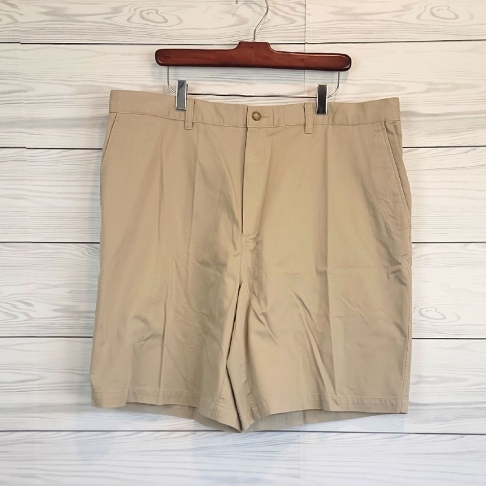 Geoffrey Been NWT tan Chino Shorts Men Size 40